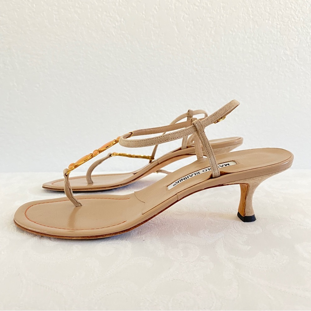 Manolo Blahnik beige thong sandals - Picture 6 of 6